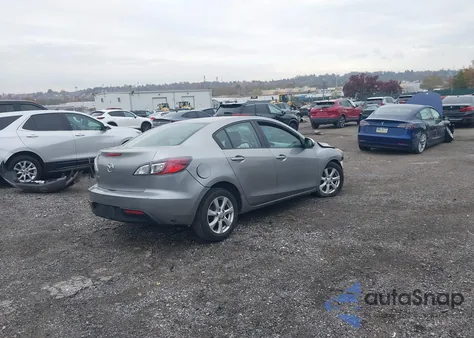 2010 Mazda Mazda3 I Touring z USA, uszkodzony, nr VIN JM1BL1SG4A1169983